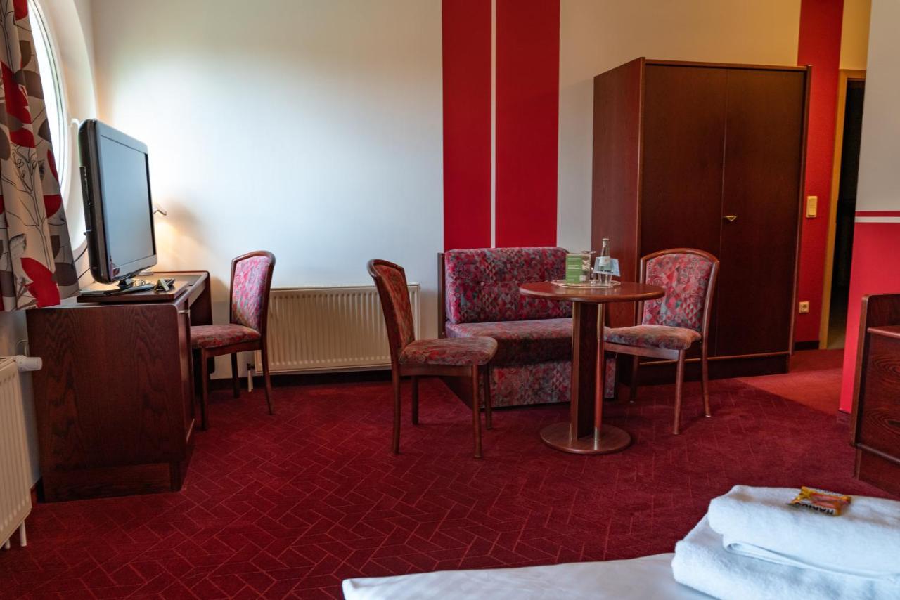Parkhotel Neustadt Garni Dış mekan fotoğraf